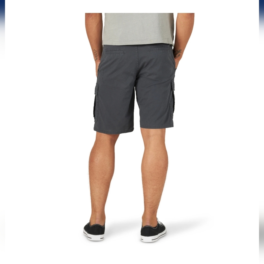 New Wrangler Men's 46 Stretch Cargo Shorts 10" inseam - Picture 3 of 12